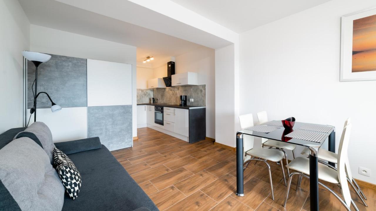 Apartamenty Everysky - Wyspianskiego 4 كارباش المظهر الخارجي الصورة